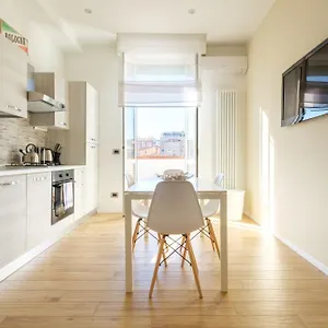  Apartment Scandellari Apartments - For 2 Guests, With Rooftop Views Of Bologna Italien