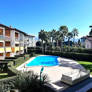  Apartment Casa Santi Il Silenzio Tra E Montagna Italien